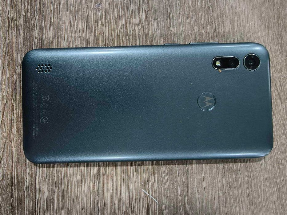 Мобилен телефон Motorola E6i