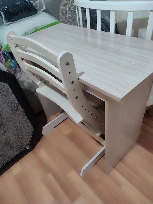 Стол и стул (парта и стул Растишка)