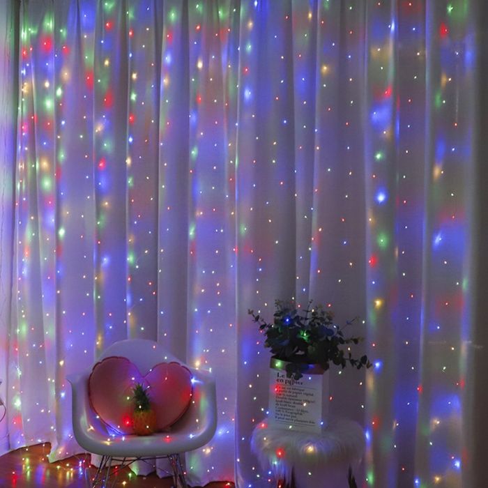 Коледна LED завеса 3 х 3 м с 300 LED лампички и дистанционно