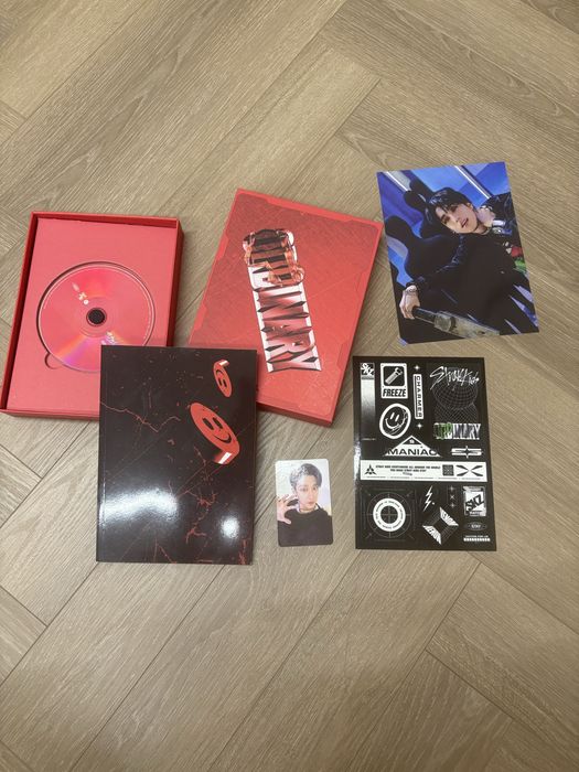 Альбом Stray Kids Oddinary