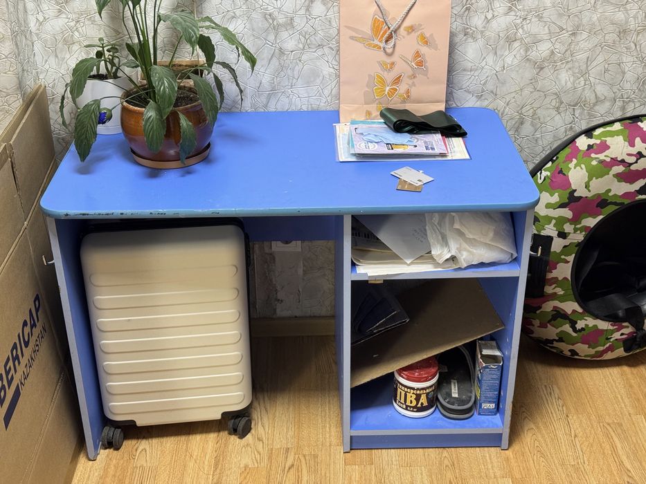 продам деревянный стол