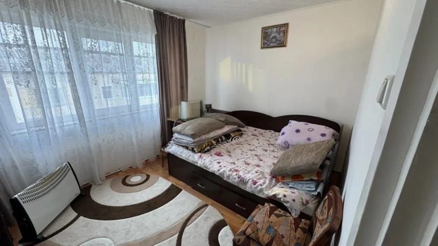 Vând apartament cu 2 camere Visoi