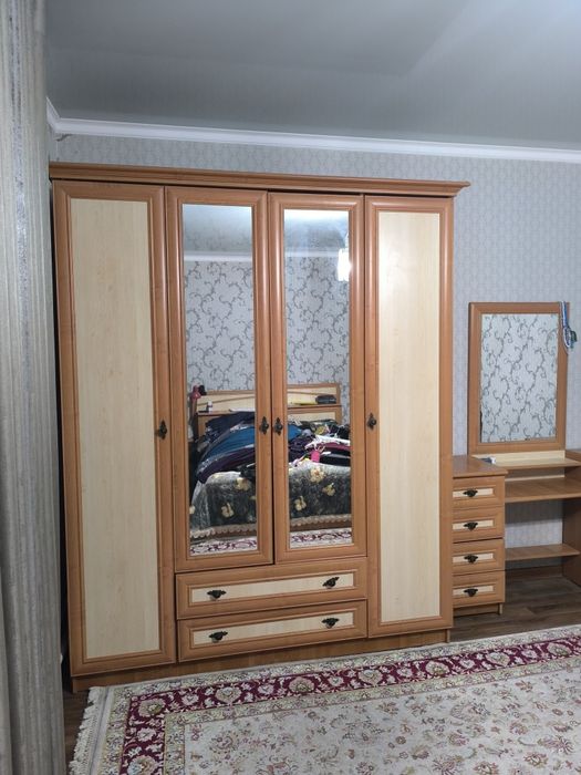 Спальный гарнитур
