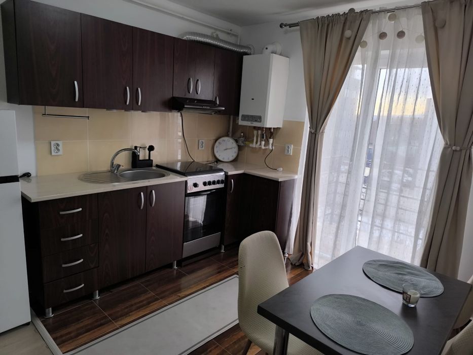 Închiriez apartament în bloc nou
