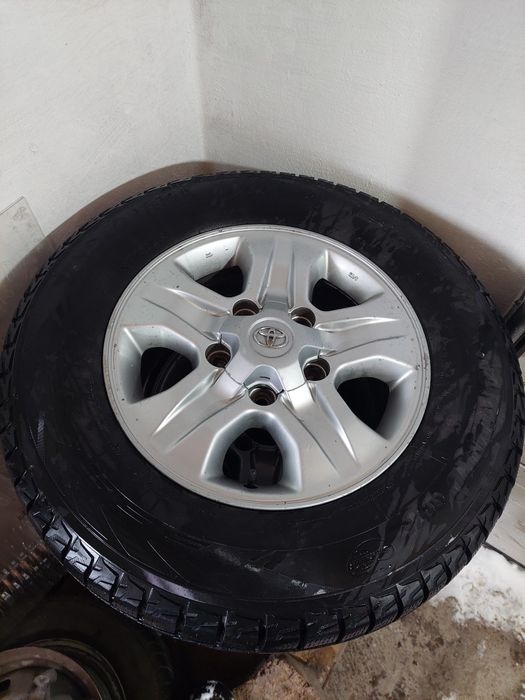 Продам зимние шины YOKOHAMA