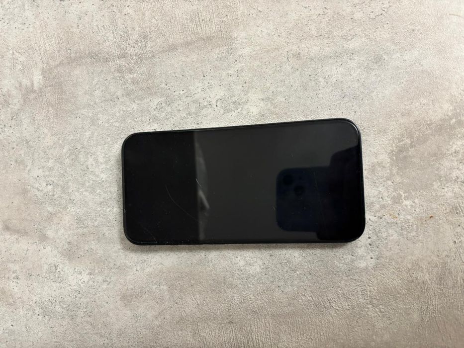 Айфон 13 бу в ремонте не был