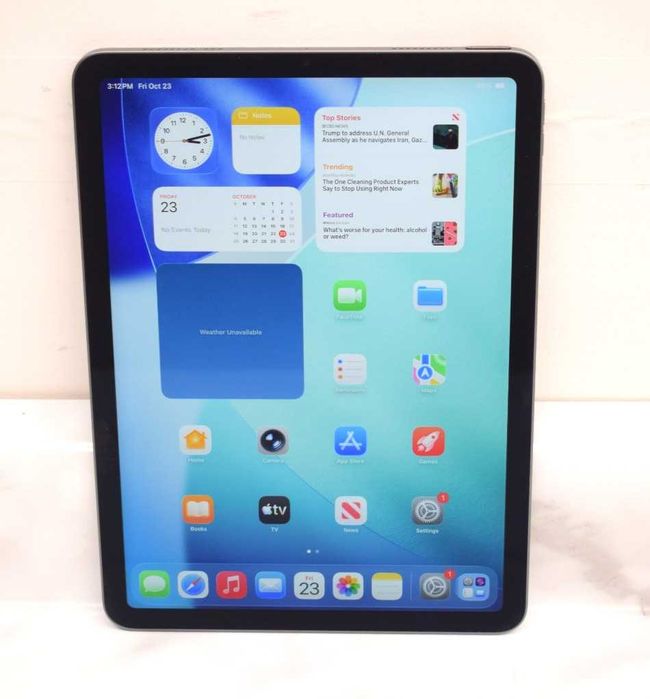 Apple iPad Air 5th Gen 64 ГБ Space Gray