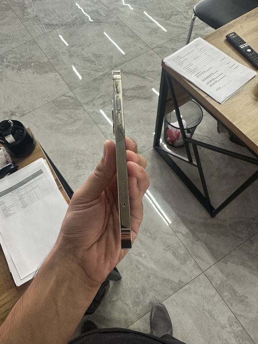 Iphone 12 pro gold