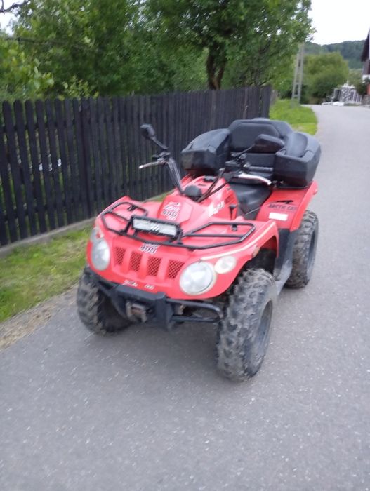 Vând atv sau Schimb Arctic cat 400 4×4