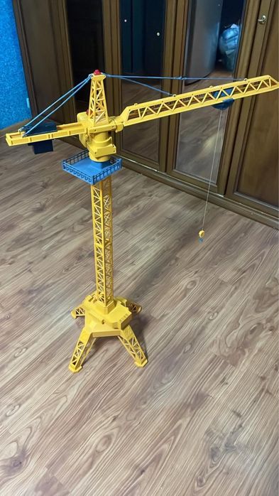 Продам игрушечный кран высота 1.20м
