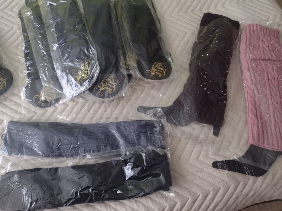 Зимни дамски мекички гети 27 броя продават се всички заедно.