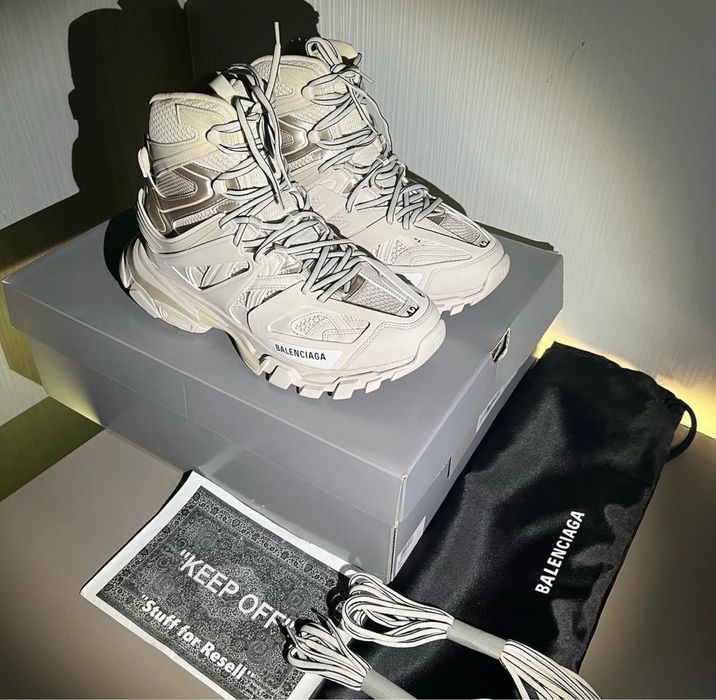 Balenciaga track high albi
