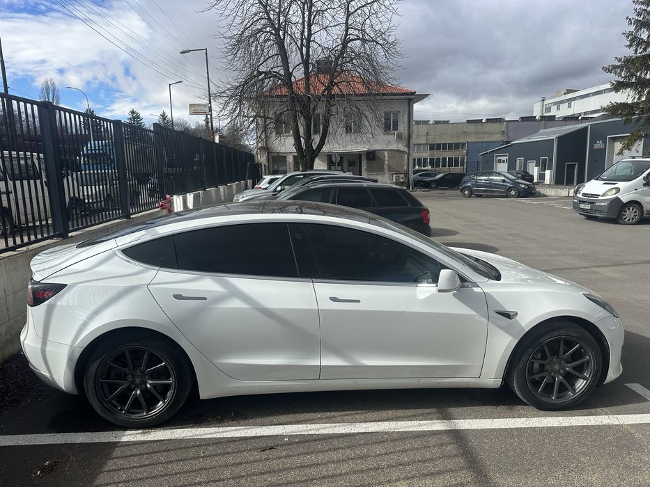 Tesla model 3 2019 на части