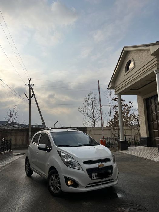 Spark 2022 
POBEG 120.000
KRASKA 1 ta krilo
NAVAROT Malibu rul, malibu