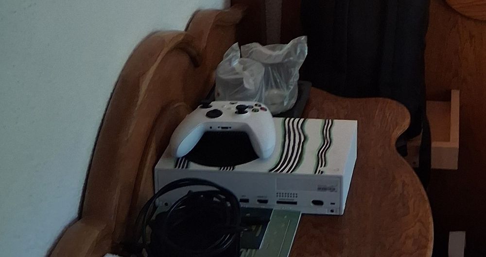 Xbox   Series  S