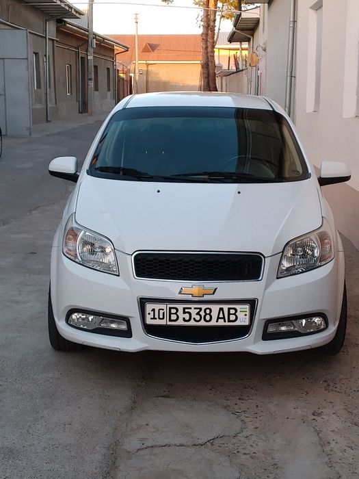 Nexia 3 Avtamat karobka sotiladi