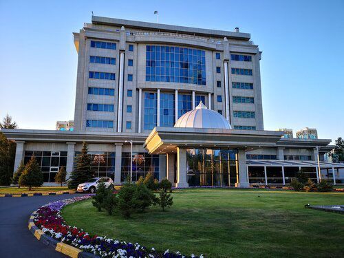 Мужской маникюр Педикюр