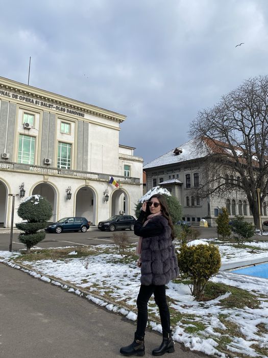 Vesta de blana violet