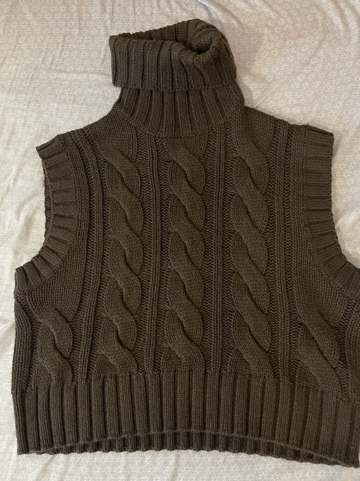 Пуровери, блузи - H&M, Mohito, Mango, Zara, Reserved