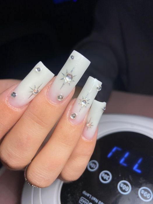 Маникюр/ Наращивание ногтей