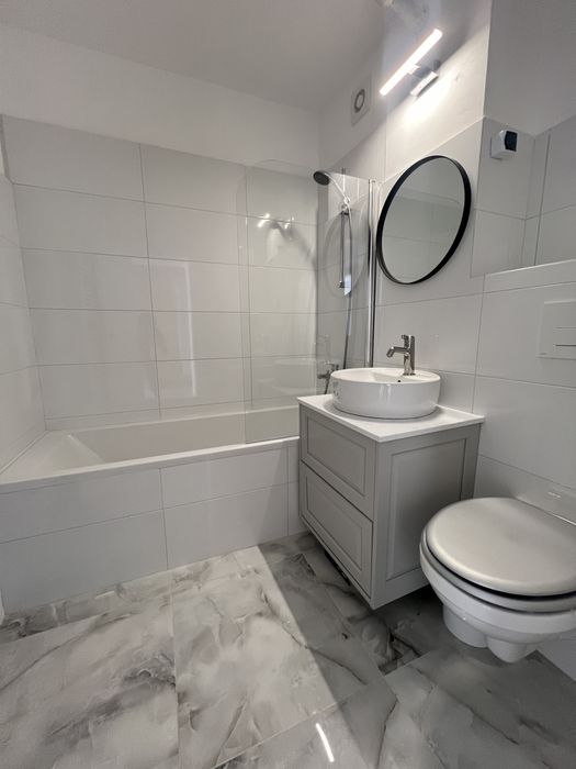 Apartament cu 4 camere de inchiriat, zona Polivalenta Arad