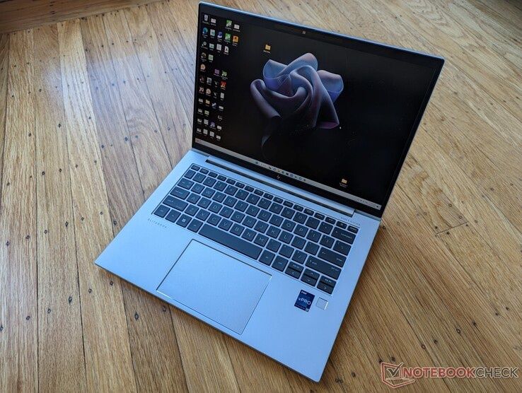 HP elitebook 840 G9, i7 12th, 8gb ddr5, ssd 256gb, + Face id