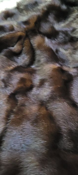 Продам норковую шубу