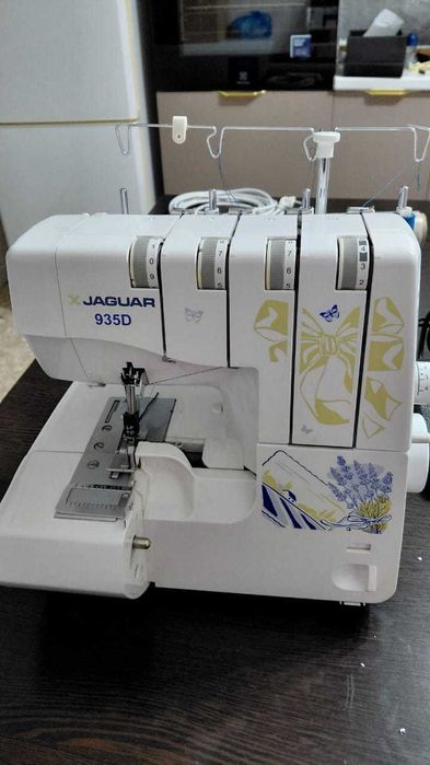 Швейная машина «Оверлог»