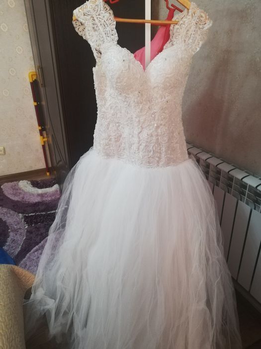 Продам свадебное платье