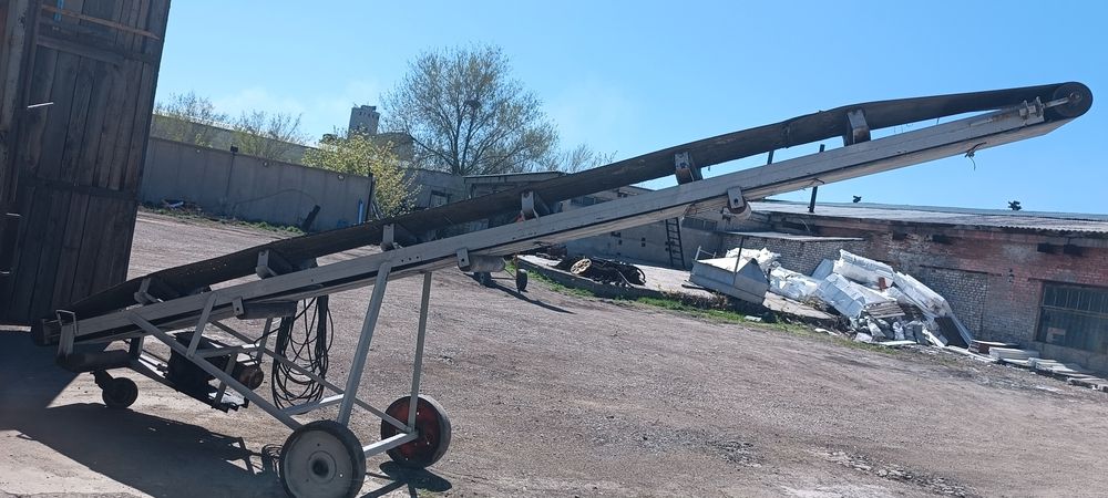 Продам ленточный погрузчик