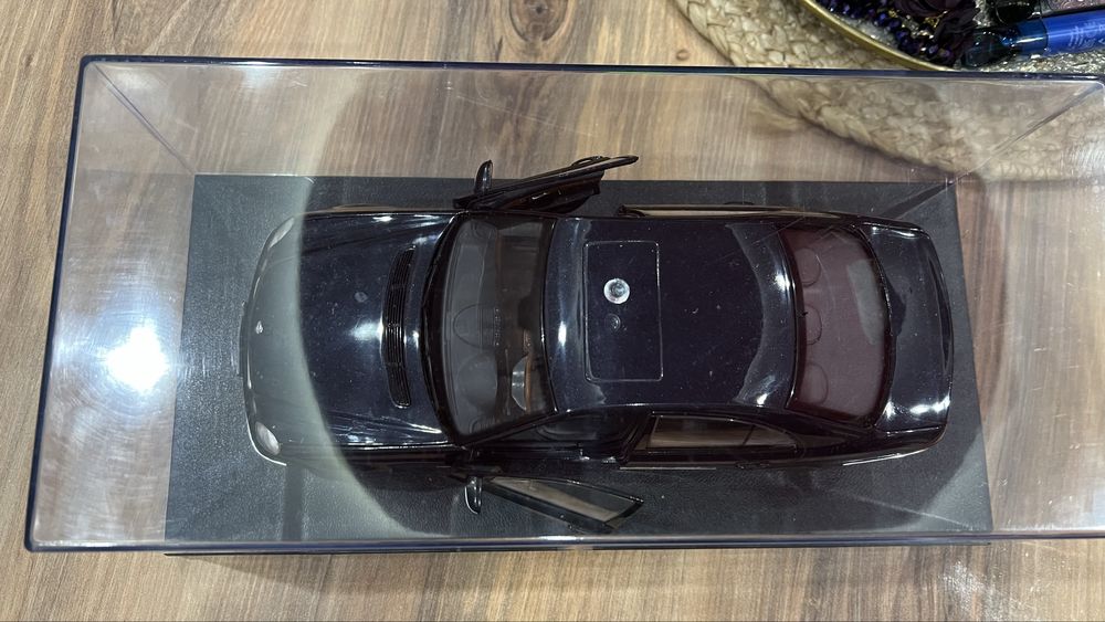 Макет на кола Мерцедес Е320 ,2005 г