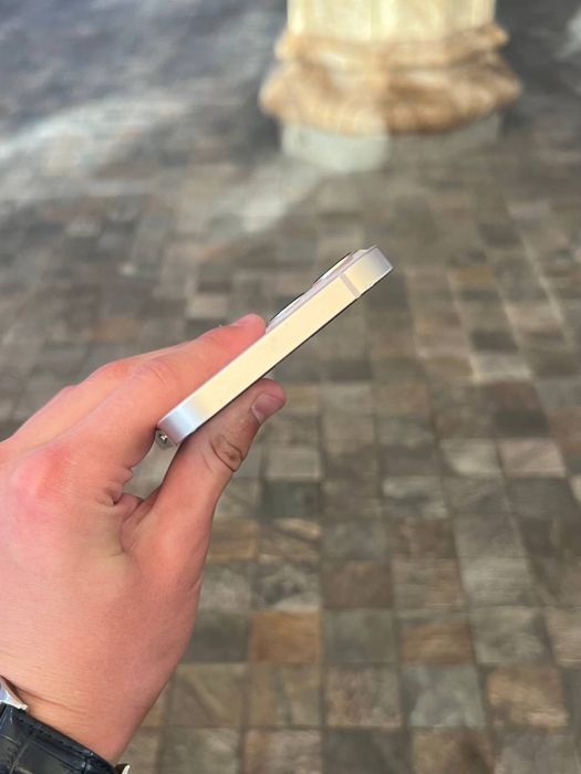 Iphone 13 82 Radnoy