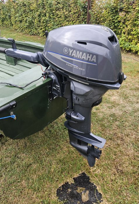 Vând laguna 480 yamaha 25hp