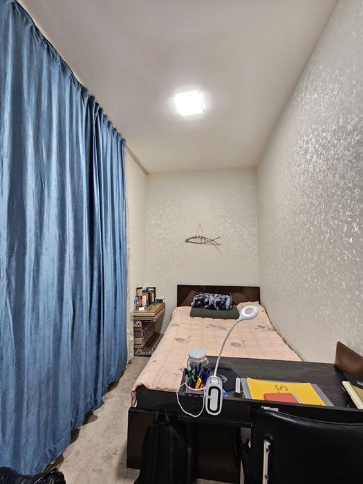 Продаю 4-ком. кв. БИЙ, Максим Горький, кирпич, 86 м², 2/4 эт., срочно!