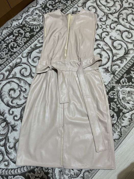 Женская одежда размер 42