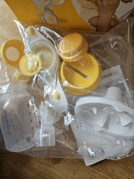 Ръчна помпа за кърма Medela Harmony