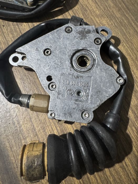 Датчик селектора АКПП ауди а6с5