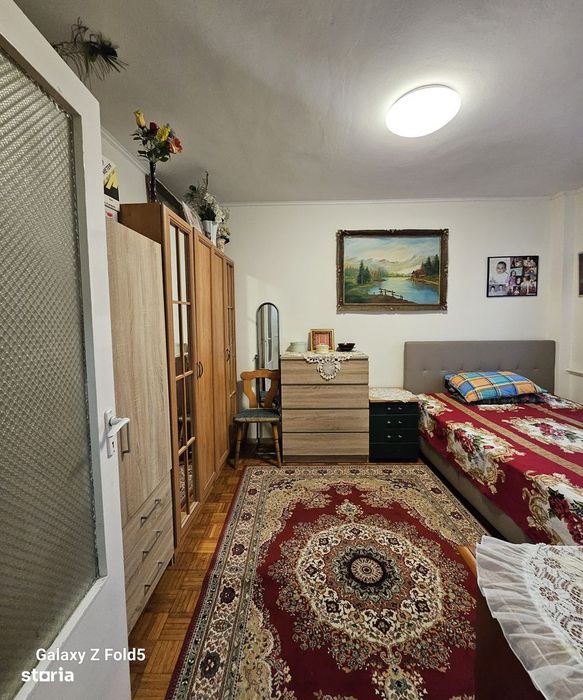 Apartament 2 camere – Str.  Splaiul Crisanei – 200 €/lună