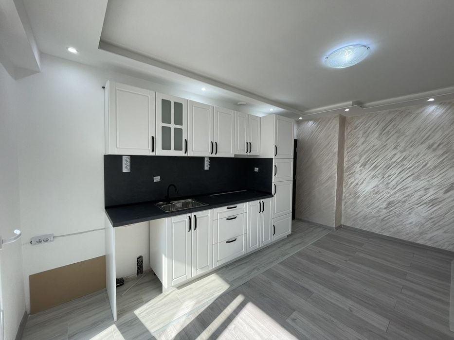 Продава се Тристаен апартамент в София, Люлин 2 - 66 кв.м за 2500 €/кв.м - Снимка #2