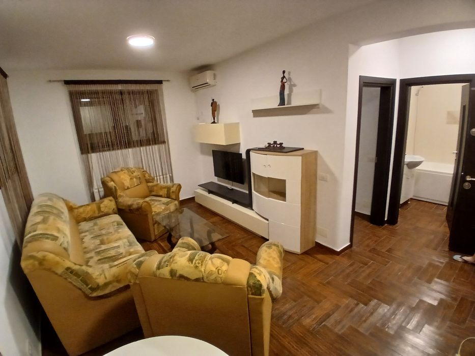 Imchiriez apartament 2 camere mobilat