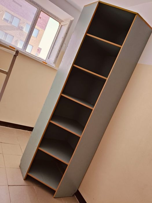 Шкаф. Для посуды. Для вещи.