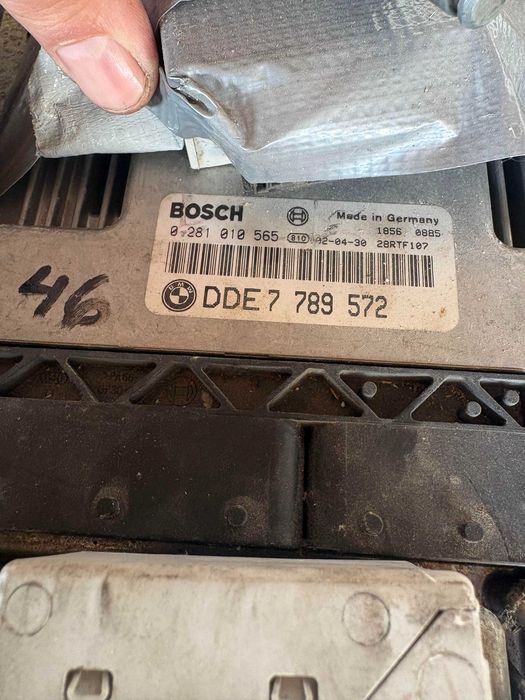 Компютър еку ecu електронен блок двигател Бмв е46 320д 150кс
