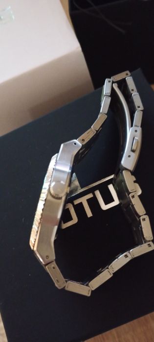 Мъжки часовник Lotus