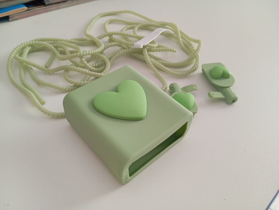 Zaryadka uchun chexol