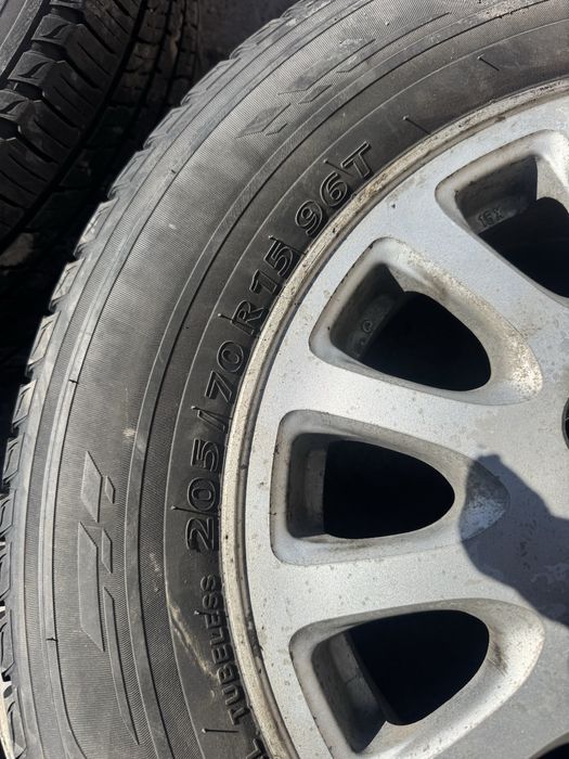 Шины на титантах продам r 15