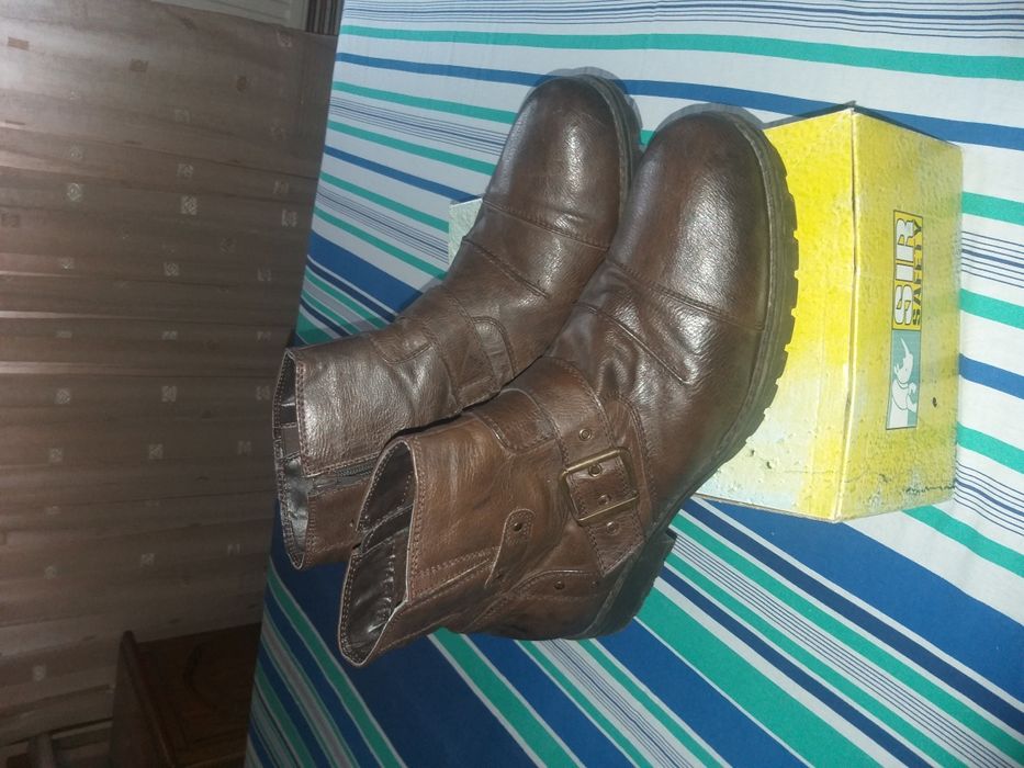 vind cizme si ghete din piele ca noi