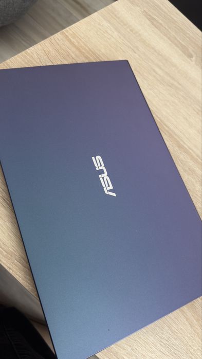 Laptop ASUS VivoBook X515 i7 11th Gen / 8GB RAM / 512GB SSD / Full HD / Intel Iris Xe