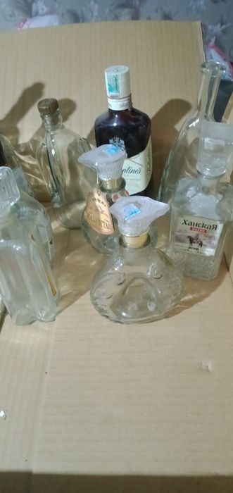 Продам пустые бутылки