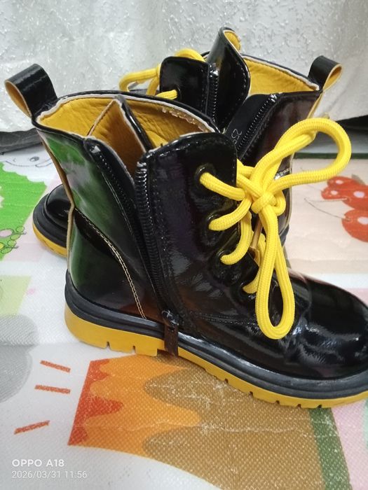 Ботинки на девочку