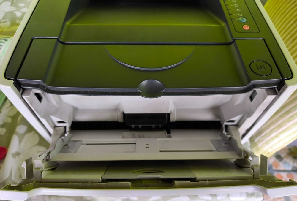 HP LaserJet P2015n – за части или ремонт